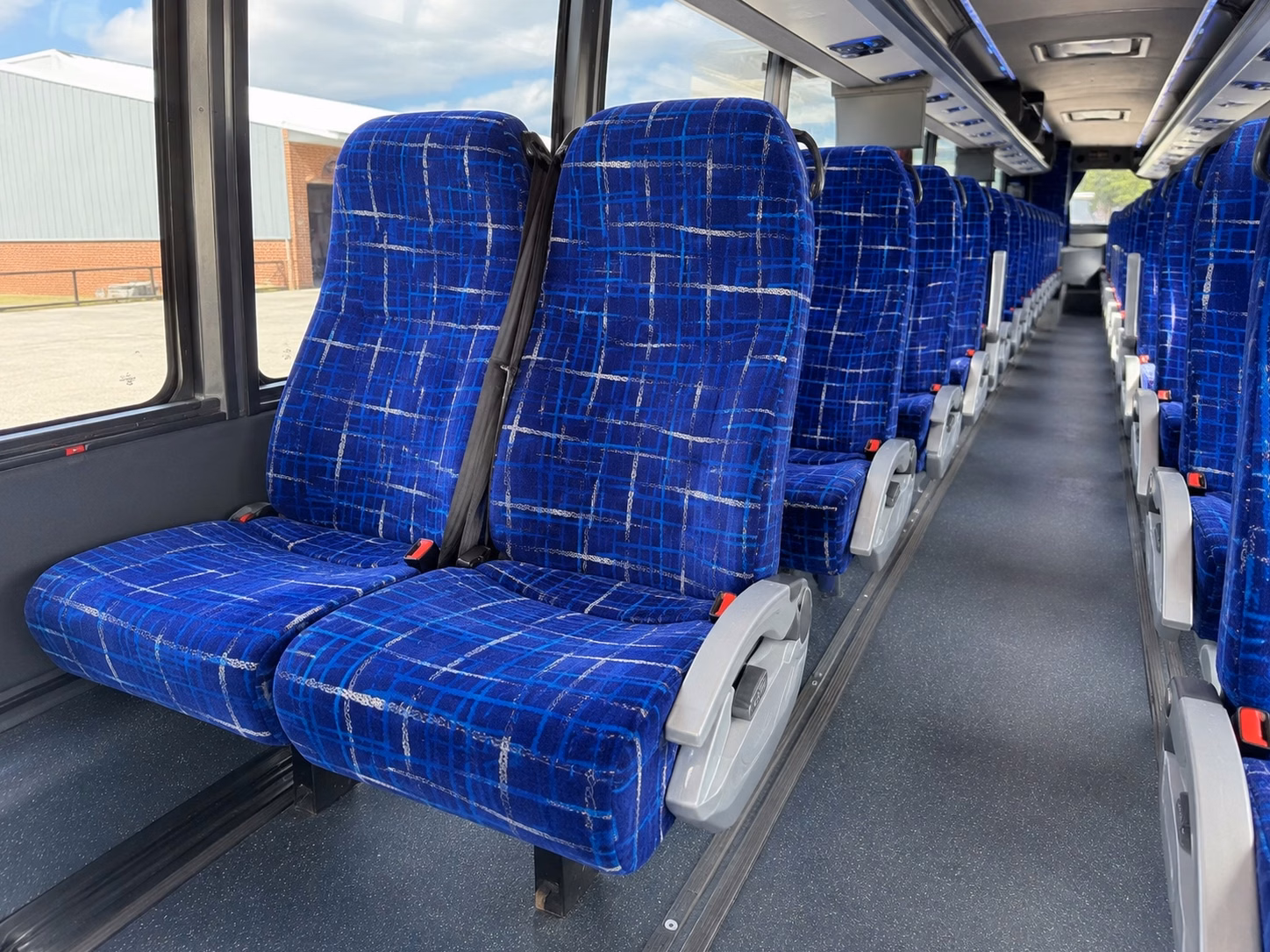 charter bus rentals for newnan area school field trips to atlanta
