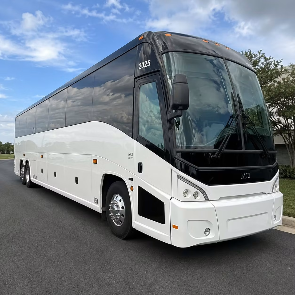charter buses for large concert groups departing from newnan