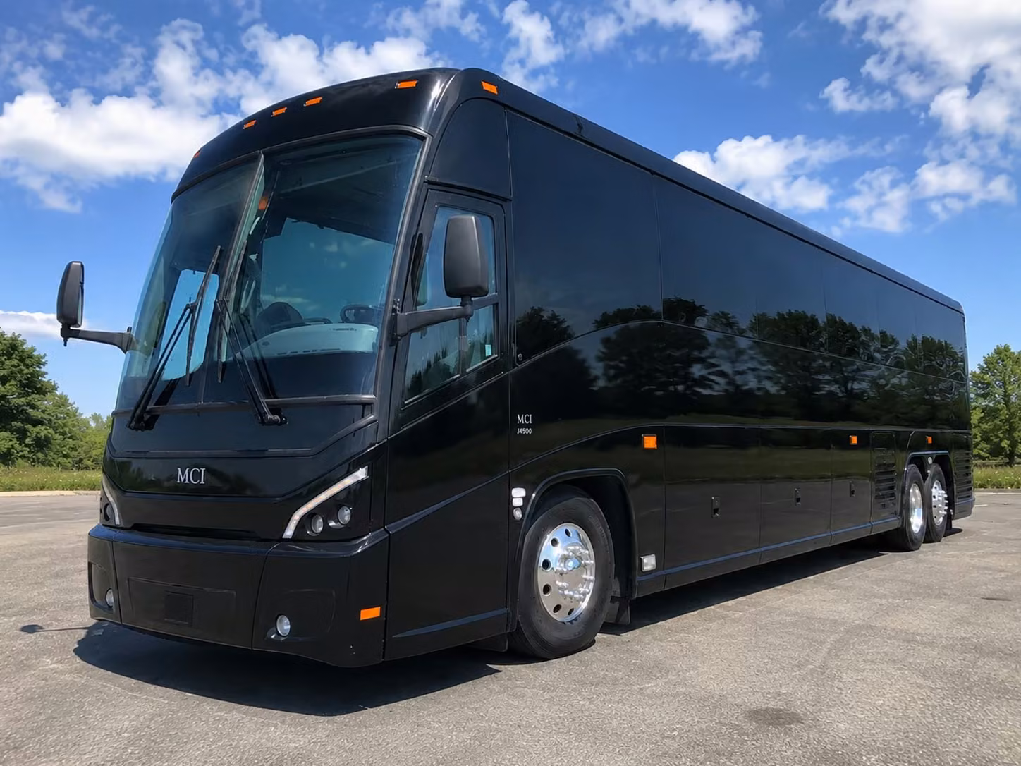 school field trip charter bus rentals in newnan